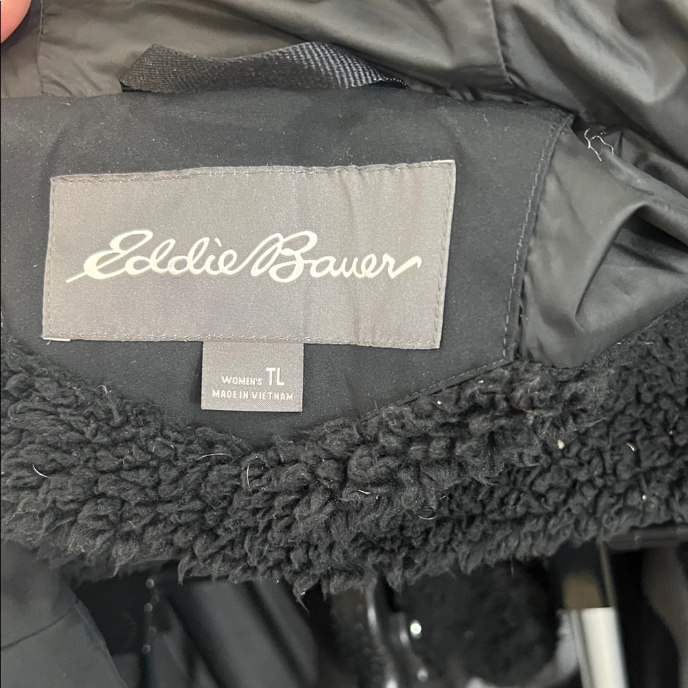 Eddie Bauer Black Puffer Coat with Fur Trim 80% waterfowl feathers TL Coat - Picture 2 of 8